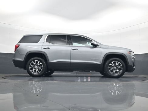 Used 2023 GMC Acadia SLE FWD image 25