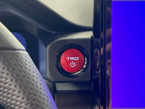 Used 2024 Toyota Tacoma TRD Sport w/ TRD Sport Premium Package image 24