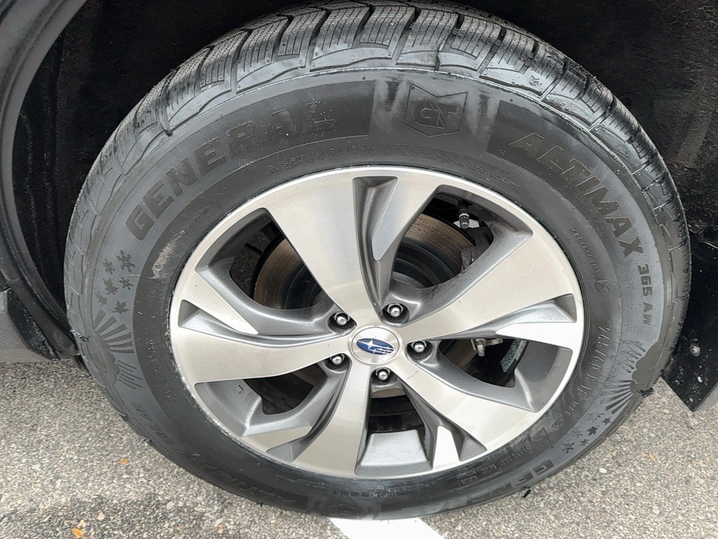 Used 2021 Subaru Ascent Premium w/ Convenience Package AWD/4WD image 11