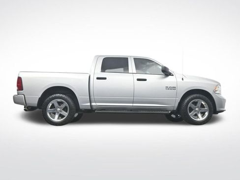 Used 2017 RAM 1500 Express AWD/4WD image 33