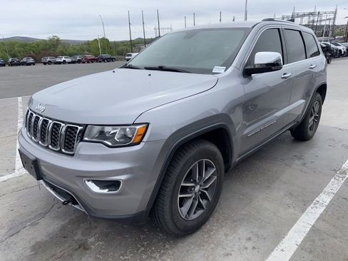 Used 2018 Jeep Grand Cherokee Limited image 1