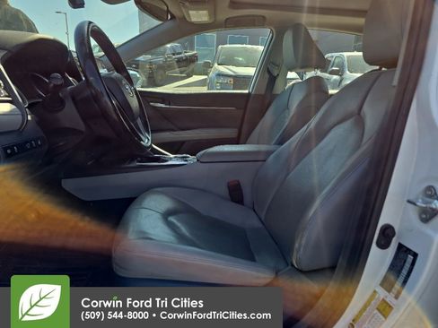 Used 2021 Toyota Camry XLE w/ Navigation Package AWD/4WD image 11