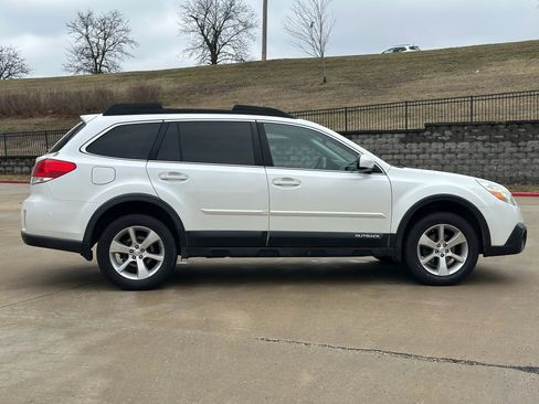 Used 2013 Subaru Outback 2.5i Limited image 8