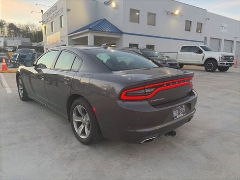 Used 2018 Dodge Charger SXT Plus image 7