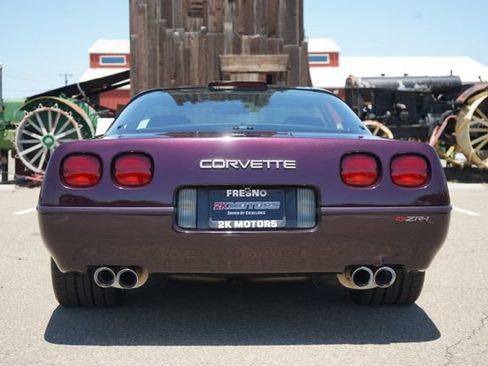 Used 1992 Chevrolet Corvette ZR-1 RWD image 12