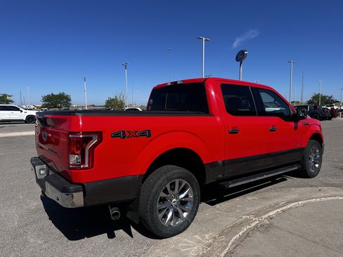 Used 2017 Ford F150 XLT w/ Equipment Group 302A Luxury AWD/4WD image 4