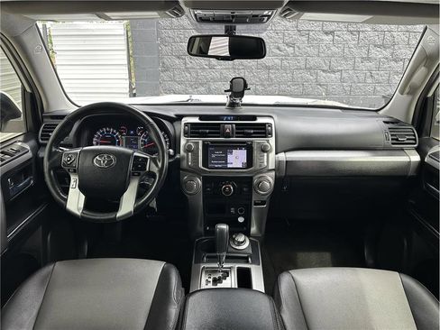 Used 2017 Toyota 4Runner SR5 Premium AWD/4WD image 20