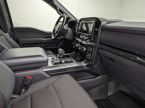 Certified 2022 Ford F150 XLT w/ Equipment Group 301A Mid image 39