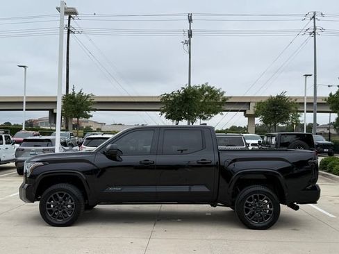 Used 2023 Toyota Tundra Platinum w/ Advanced Package AWD/4WD image 7