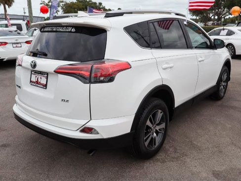 Used 2017 Toyota RAV4 XLE image 6