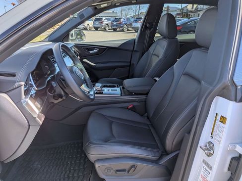 Certified 2023 Audi Q8 Premium Plus image 21