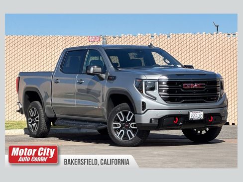 Certified 2023 GMC Sierra 1500 AT4 w/ AT4 Premium Package AWD/4WD image 1