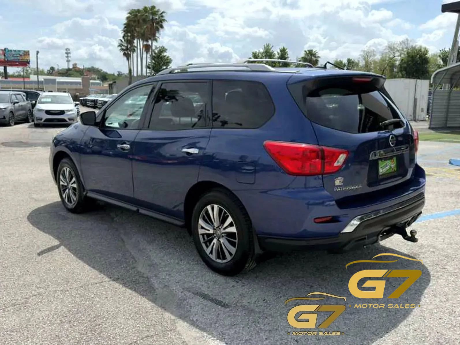 Used 2018 Nissan Pathfinder S FWD image 8