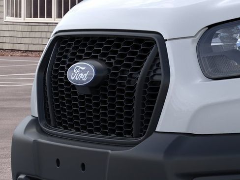 New 2026 Ford Transit 250 Low Roof RWD image 17