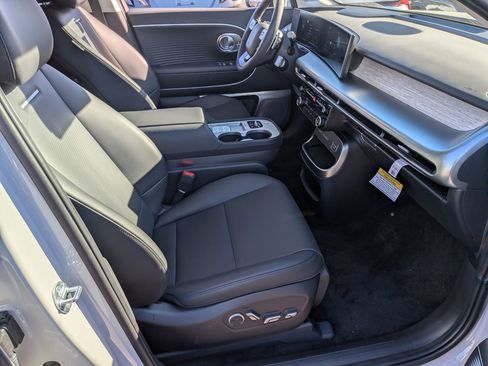 New 2026 Hyundai Ioniq 9 Limited AWD/4WD image 25