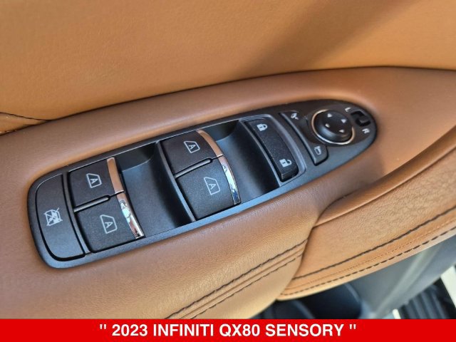 Used 2023 INFINITI QX80 Sensory w/ All-Season Package AWD/4WD image 13