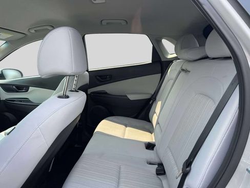 Used 2023 Hyundai Kona SEL w/ Cargo Package AWD/4WD image 12