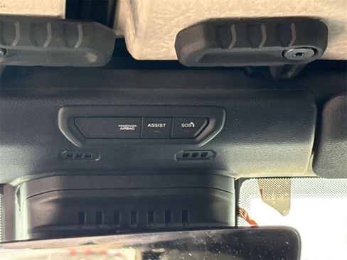 Used 2022 Jeep Wrangler Unlimited Rubicon w/ Trailer Tow Package image 23