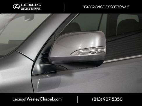 Used 2023 Lexus GX 460 Premium w/ Premium Package AWD/4WD image 12