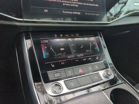 Used 2022 Audi Q7 2.0T Premium Plus AWD/4WD image 12