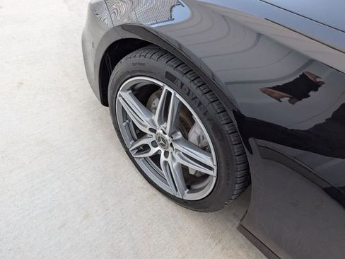 Used 2019 Mercedes-Benz E 300 4MATIC image 8