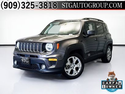 Used 2019 Jeep Renegade Latitude w/ UConnect 8.4 Nav Group