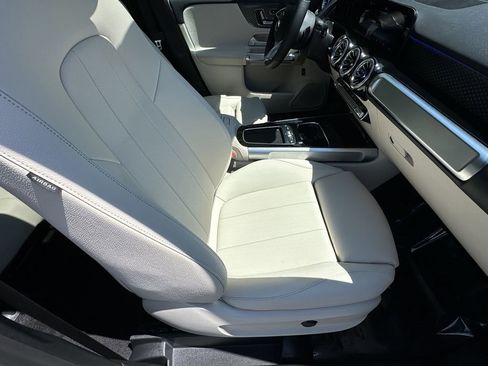 Certified 2025 Mercedes-Benz GLB 250 image 15