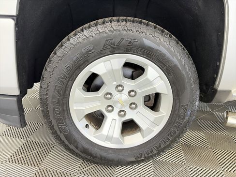 Used 2017 Chevrolet Silverado 1500 LT w/ All Star Edition image 13