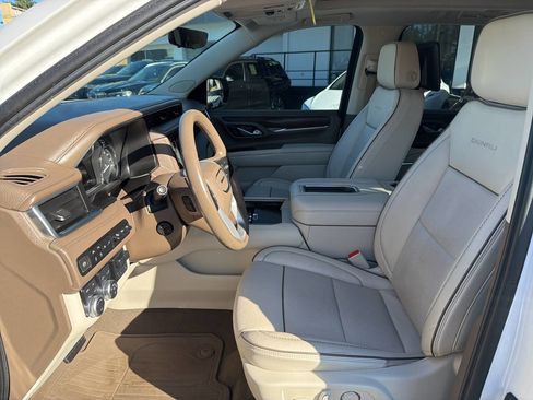 Used 2021 GMC Yukon XL Denali w/ Denali Ultimate Package image 35