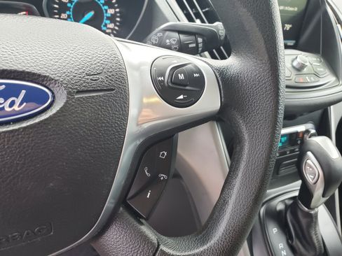 Used 2014 Ford Escape SE w/ Equipment Group 201A FWD image 17