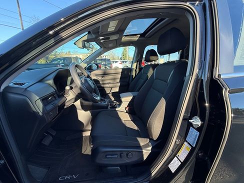 Used 2025 Honda CR-V EX image 15