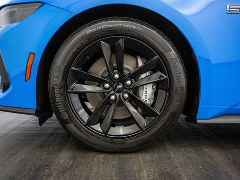 Used 2025 Ford Mustang GT image 39