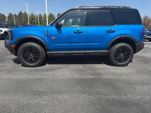New 2025 Ford Bronco Sport Badlands w/ Sasquatch Badlands Package AWD/4WD image 2