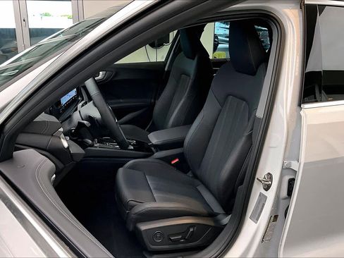 Used 2025 Audi A5 2.0T Premium Plus image 8