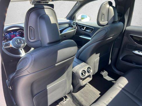 Certified 2026 Mercedes-Benz GLC 300 4MATIC image 19
