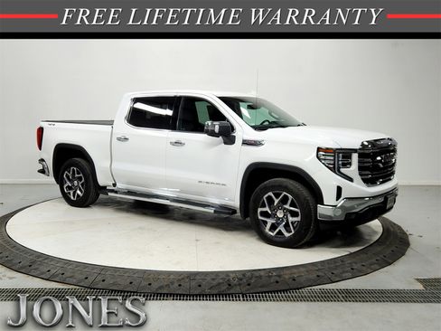 Used 2022 GMC Sierra 1500 SLT w/ SLT Premium Plus Package image 1