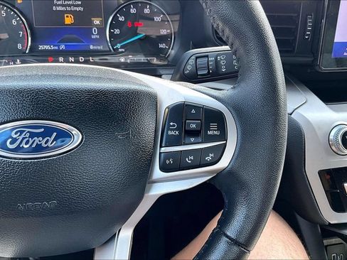 Certified 2023 Ford Explorer XLT AWD/4WD image 18
