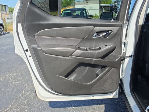 Used 2020 Chevrolet Traverse Premier w/ Redline Edition FWD image 14