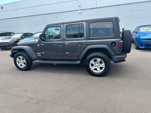 Used 2021 Jeep Wrangler Unlimited Sport AWD/4WD image 8