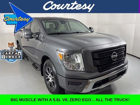 Certified 2024 Nissan Titan SV w/ SV Convenience Package image 1