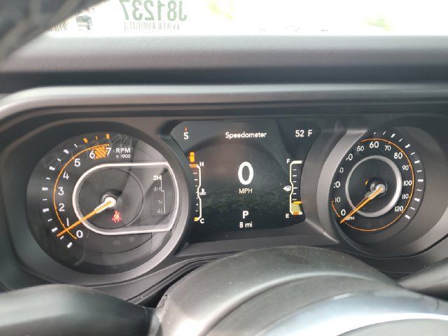 New 2026 Jeep Wrangler Unlimited Sahara AWD/4WD image 13