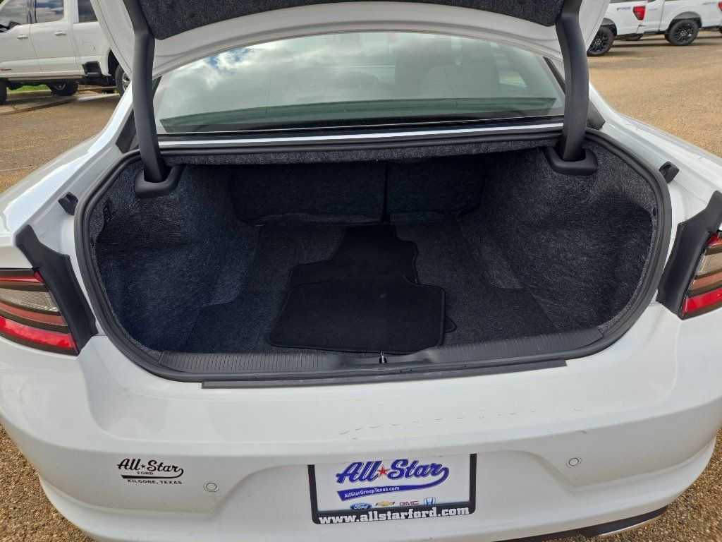 Used 2023 Dodge Charger SXT RWD image 11