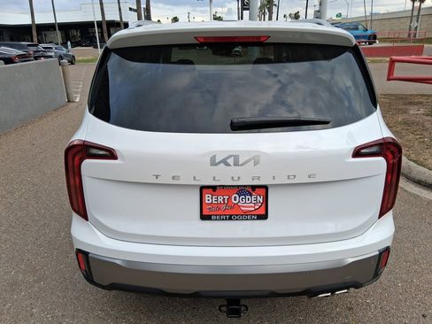 Used 2025 Kia Telluride S image 6