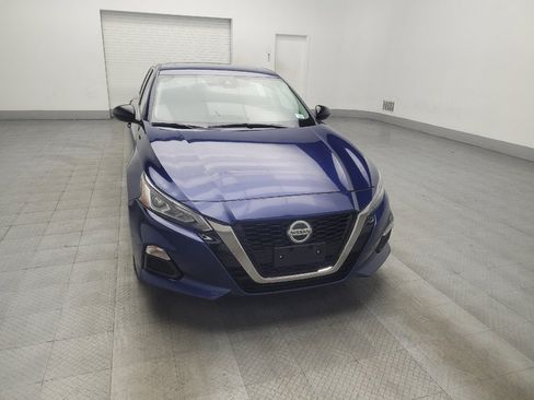 Used 2020 Nissan Altima 2.5 SR w/ Premium Package image 14