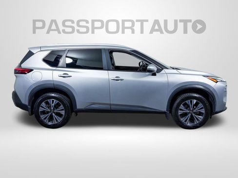 Certified 2022 Nissan Rogue SV w/ SV Premium Package AWD/4WD image 12
