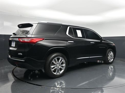 Used 2019 Chevrolet Traverse High Country AWD/4WD image 6