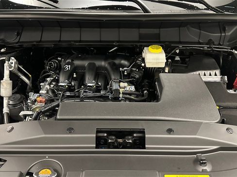 New 2025 Nissan Pathfinder SL w/ SL Premium Package image 11