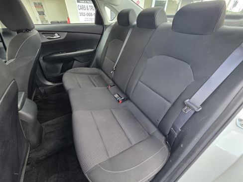 Used 2020 Kia Forte LXS FWD image 31