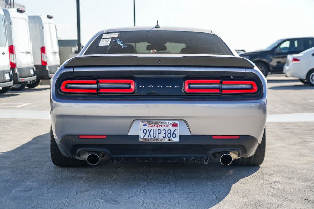 Used 2016 Dodge Challenger R/T Plus RWD image 6