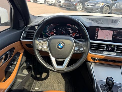 Used 2019 BMW 330i xDrive Sedan AWD/4WD image 11